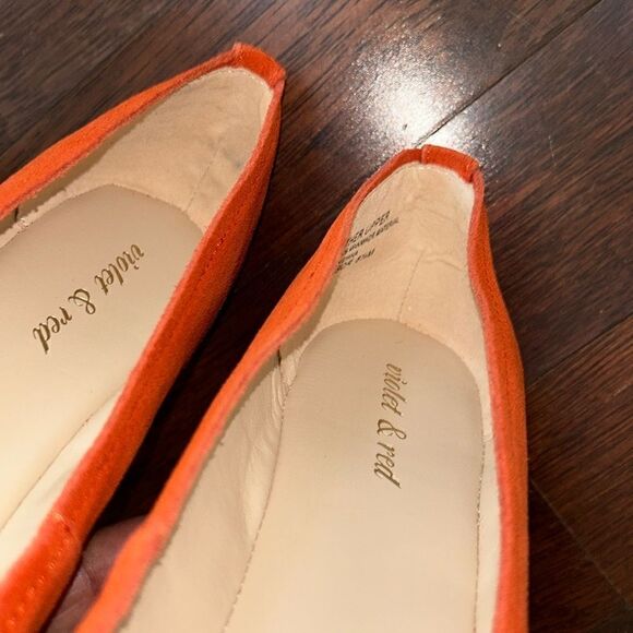 Violet and Red Orange Slip on Flat Shoe(Size 8.5M) - Picture 7 of 7